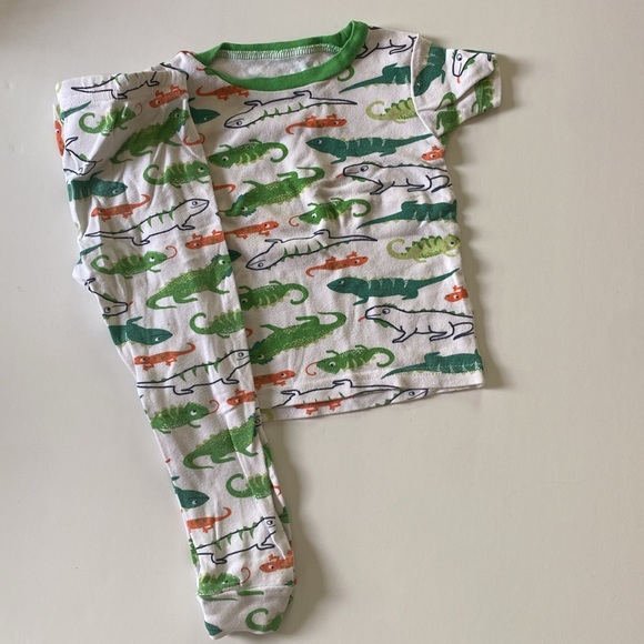 Carters 2T Iguana Pajama Set - Picture 4 of 5